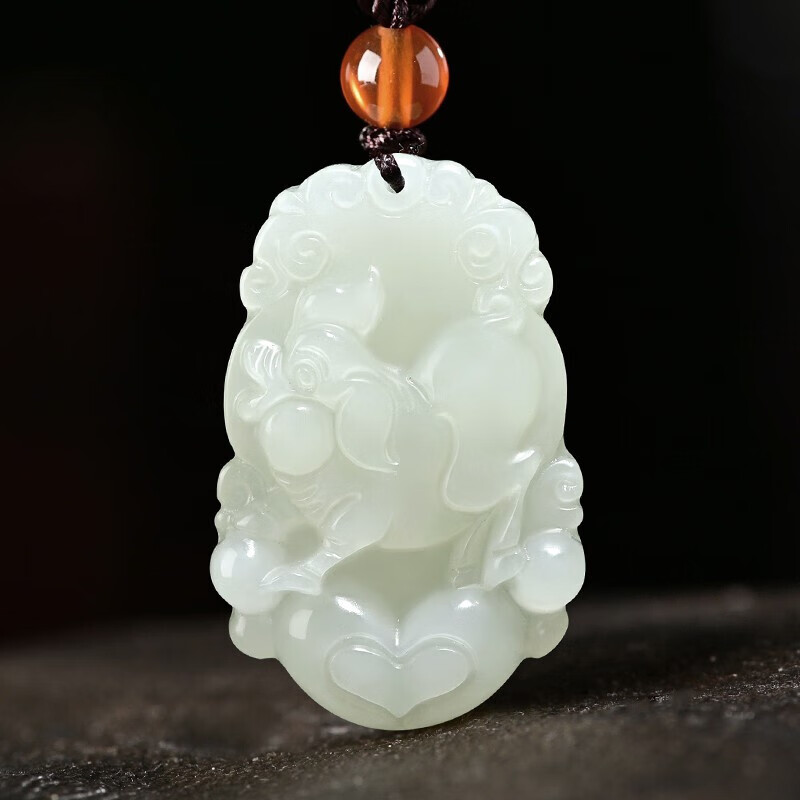 snqp十二生肖玉吊坠男女情侣玉坠白玉项链牛兔和田吉祥物玉石 生肖猪
