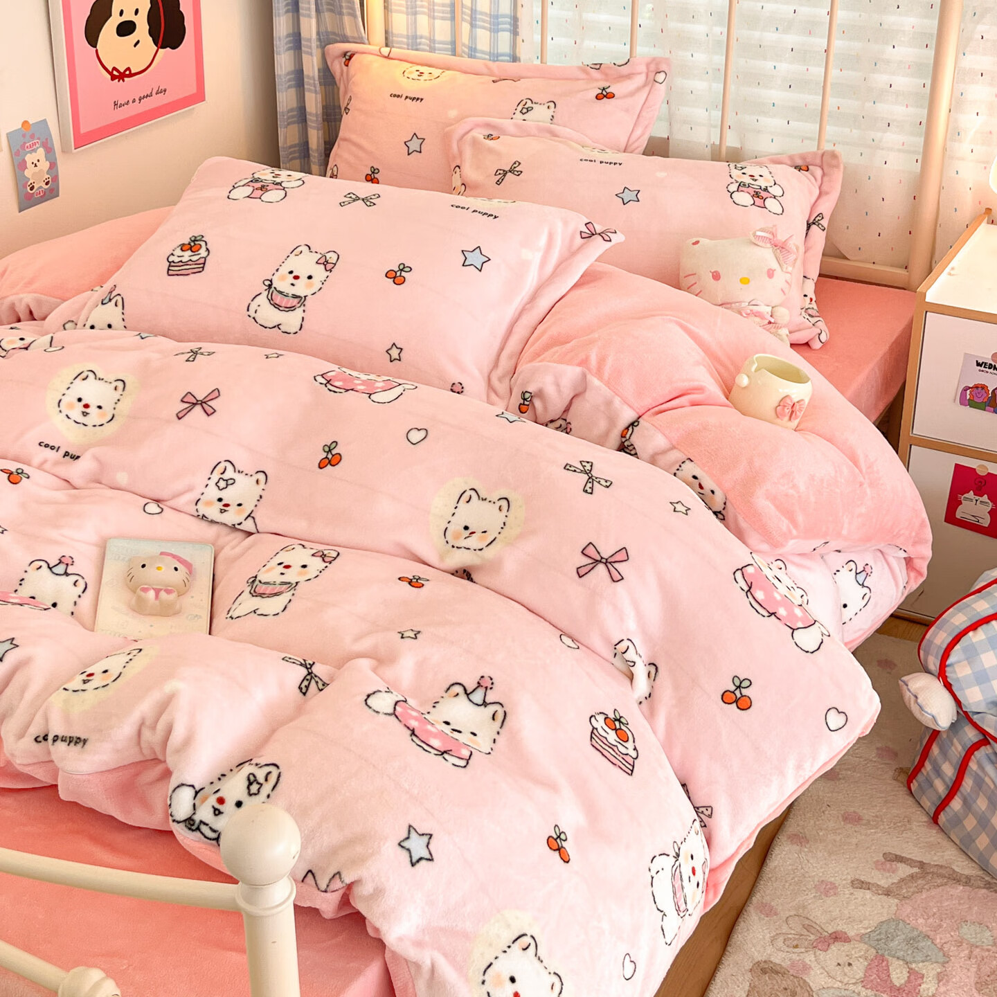 多兰诗牛奶绒四件套 秋冬保暖雪花绒单双人宿舍家用珊瑚绒床单四件套 茶派小狗粉 1.8米 床单款 （被套200*230cm） 四件套