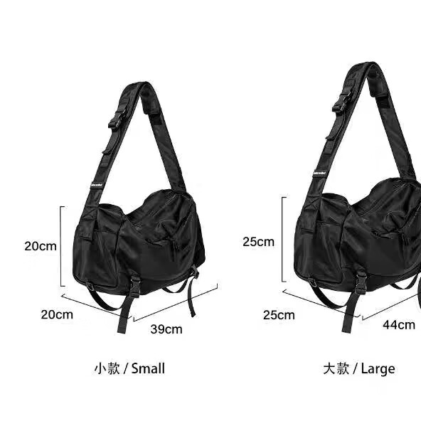 日系大容量斜挎包男运动健身包潮工装机能邮差包单肩背包 黑色大号