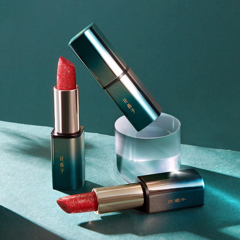花西子补水保湿口红