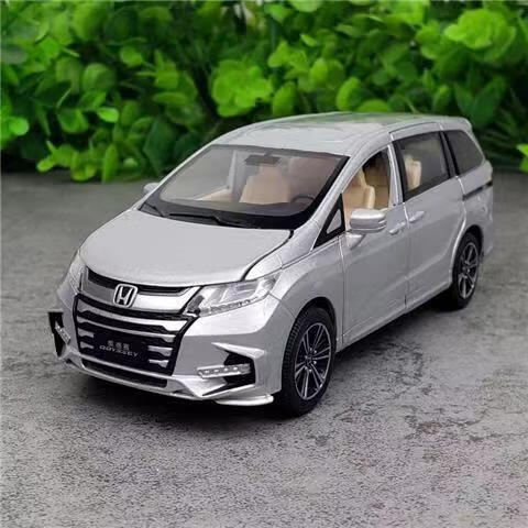 亲贝鱼本田奥德赛mvp商务车模型132儿童玩具车金属摆件男孩礼物 银色