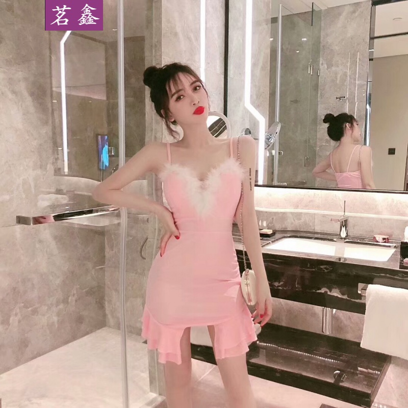 性感服装网红女款女主播直播衣服上镜时尚莲依群子孑抖音可爱圣诞装