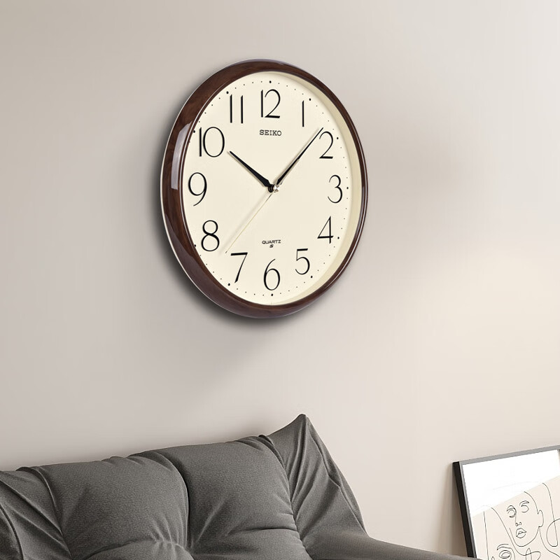 SEIKO精工时钟家用免打孔客厅简约轻奢钟表挂墙11英寸28cm挂钟