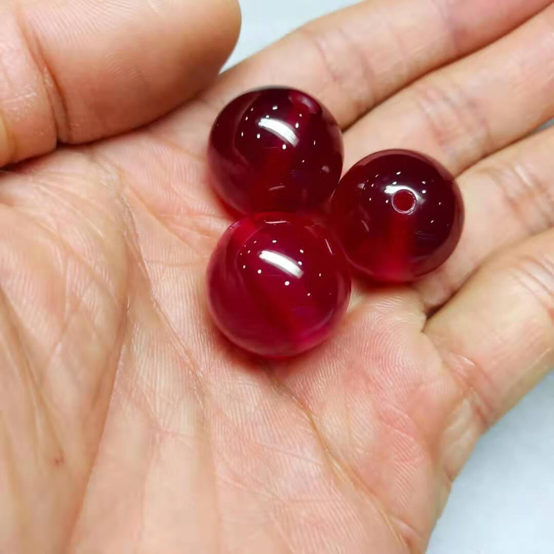 尊首一粒红宝石手链鸽血红刚玉珠子圆珠打孔红色手串裸石多宝配珠10mm