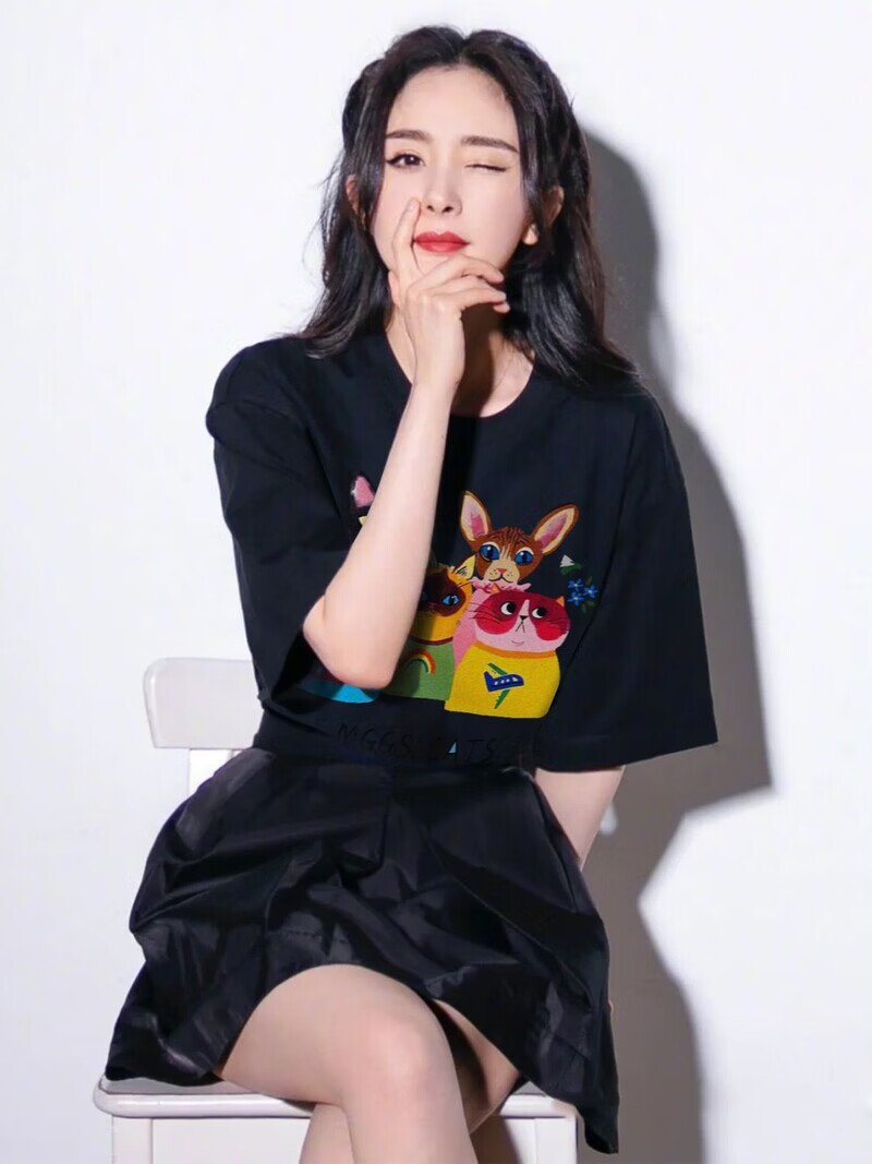鲁伊森杨幂猫咪同款体恤明星卡通黑色短袖t恤女宽松减龄显白情侣装