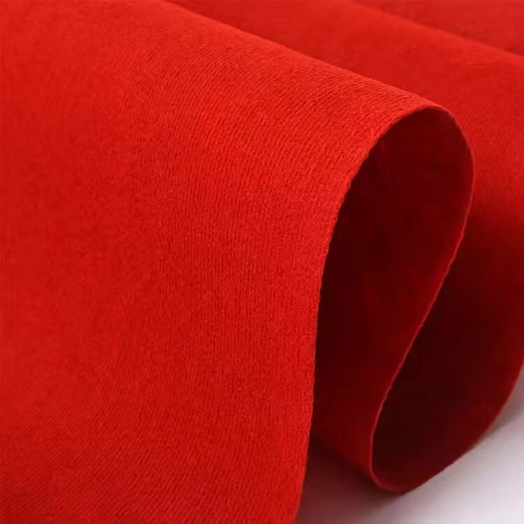 猫喜花红地毯婚庆地毯一次性结婚地毯红灰红粉色彩色展览学校公司地毯 红色   2毫米厚度 1.2米宽*10米长