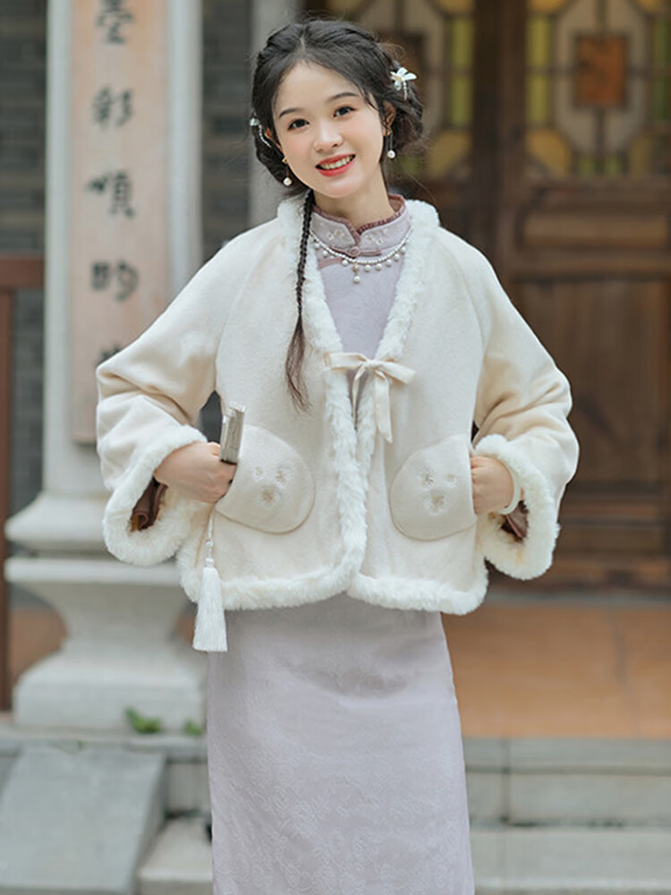 zhouyouyang搭配马面裙的外套冬飞机袖国风汉元素古风外披斗篷女汉服