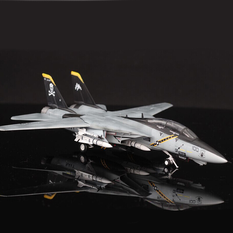 f14雄猫小号手拼装军事飞机模型1/72f14b格鲁门雄猫多用途舰载战斗机