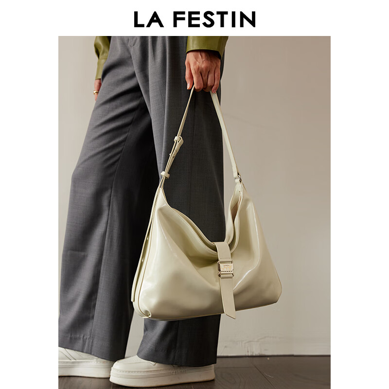 拉菲斯汀(La Festin)门票包2026新款HOBO包包女大容量斜挎通勤托特包七夕情人节礼物 椰奶白 | 可装11英寸iPad | 现货即发
