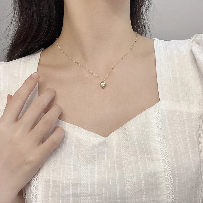 依莲妃【精选】爱心项链轻奢小众2021年锁骨链颈链精致配饰 金色