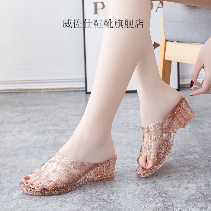 塑料鞋哪款好用又实惠（塑料鞋哪个品牌最好最实用）-图片9