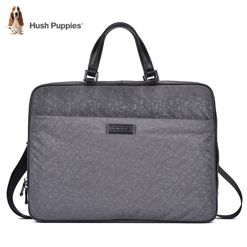 Ͼ��ʿ��Hush Puppies�����İ���ʿ������������԰��������е����ʱ��б���а��ļ��� ��ɫ 360Ԫ