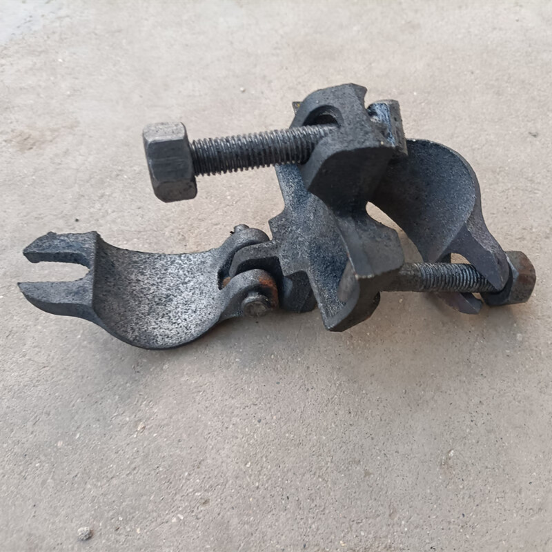 梦茜儿国标十字扣 48建筑脚手架钢管扣件十字卡扣直角转向旋转扣件接