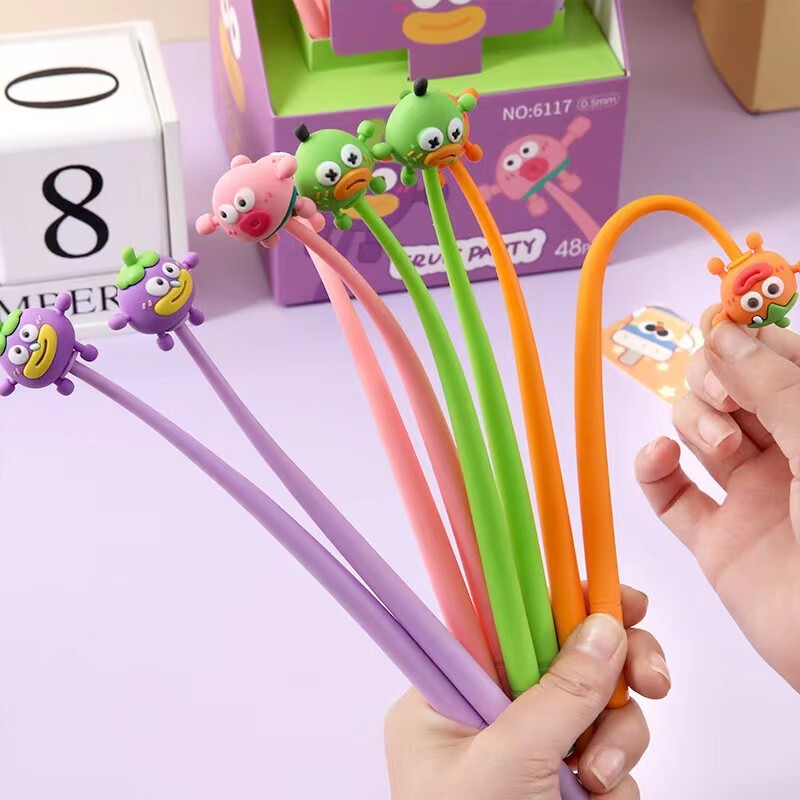 叶余丑丑水果摇摇笔ins高颜值创意软胶中性笔可爱少女水笔学生文具笔 果君瑶瑶笔