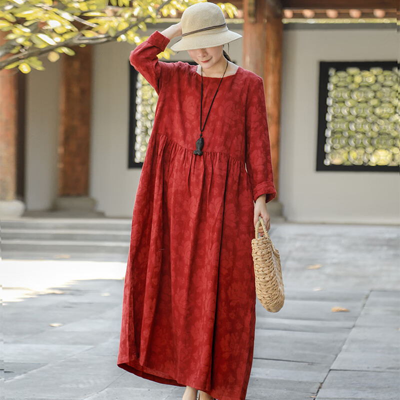 乱在江南棉麻暗纹提花连衣裙长袖2024春夏女装新款休闲简约高腰褶皱