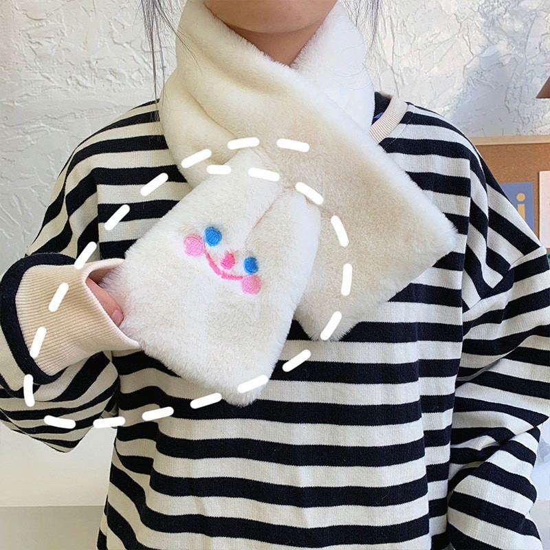 念凝毛绒围巾女冬季韩国ins风百搭笑脸围脖少女学生穿搭可爱加厚保暖毛领子 灰色