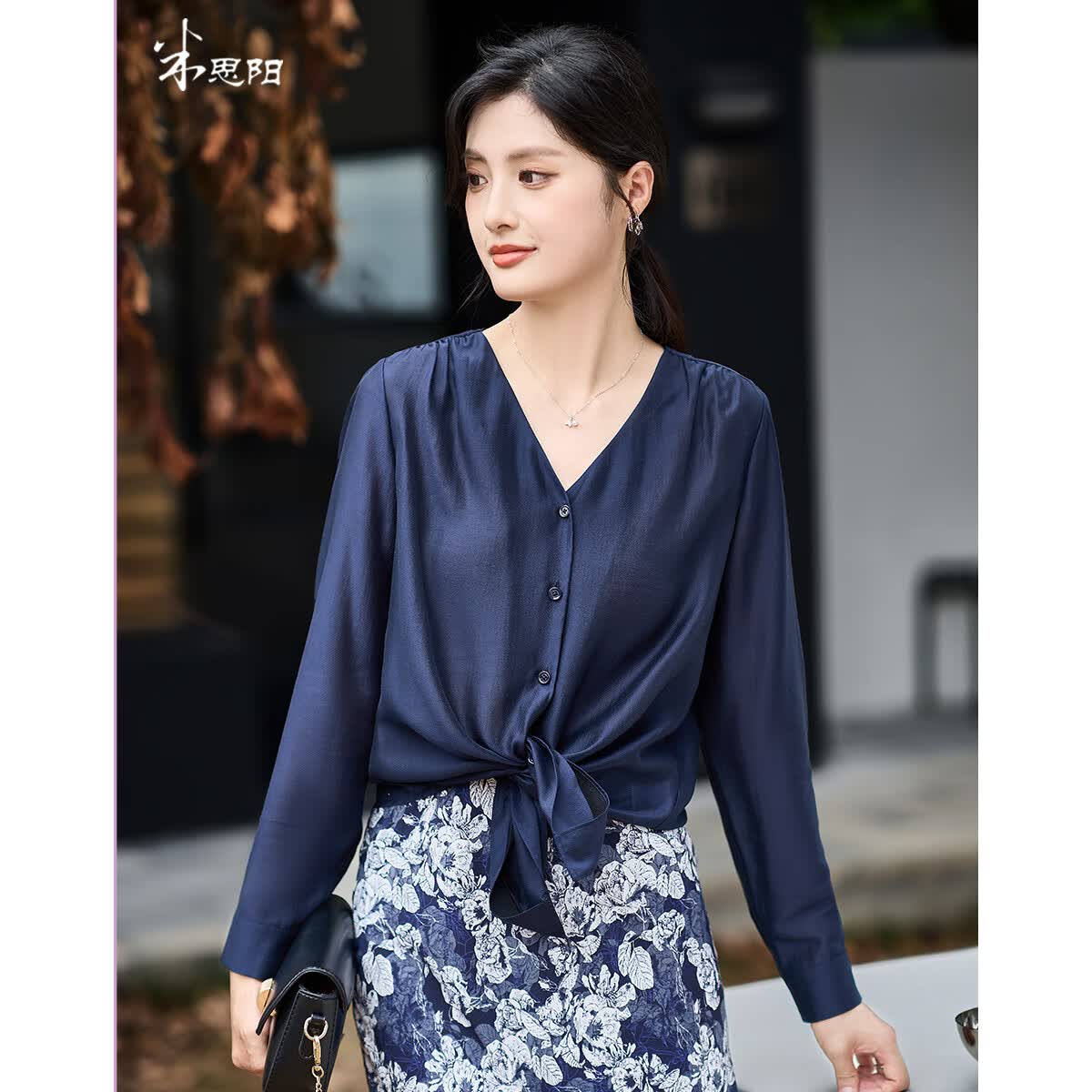 米思阳2026新款简约气质衬衫遮肉显瘦高级感小衫上衣女早秋 藏蓝色 2XL 京东折扣/优惠券