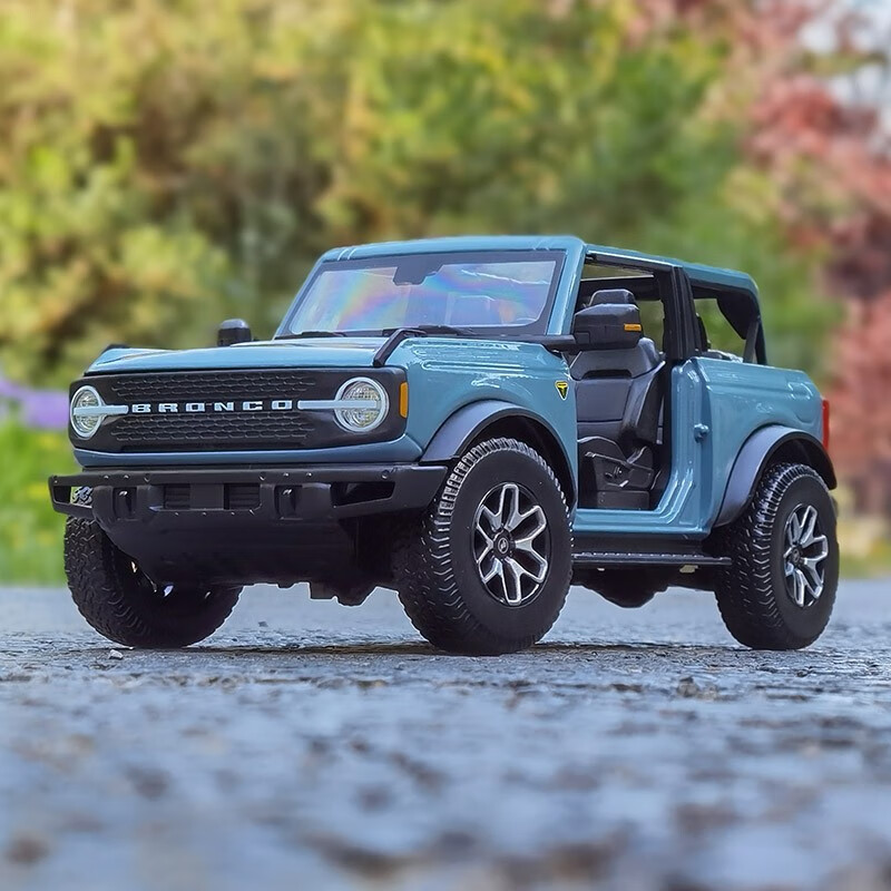 美驰图(maisto)美驰图 1:18 福特烈马 ford bronco 2021款 越野吉普车
