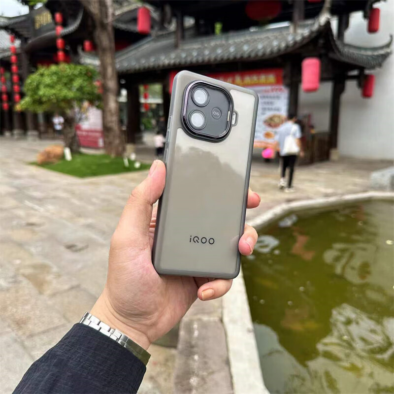 LNXXS 适用iQOOZ9Turbo手机壳简约透色硅胶软壳iqooz9超薄自带镜头膜iQOOZ8高级感Z3全包防摔保护套男女 【透黑】护镜透明硅胶软壳 iQOO Z9