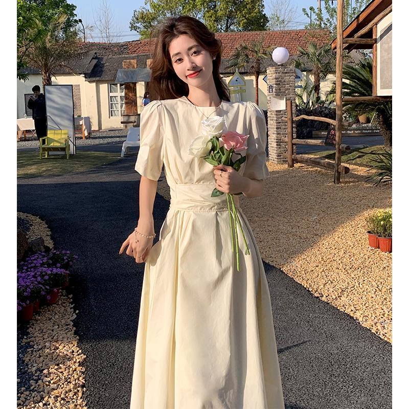 烨聆裙子夏天女装2024夏季新款连衣裙法式复古赫本风圆领泡泡袖女夏设 米杏色 收藏店铺优先哦 L 111斤-120斤