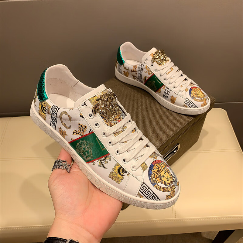 vzvy美杜莎·瓦莎琪欧洲站美杜莎男鞋子休闲鞋个性潮流男士小白鞋新款