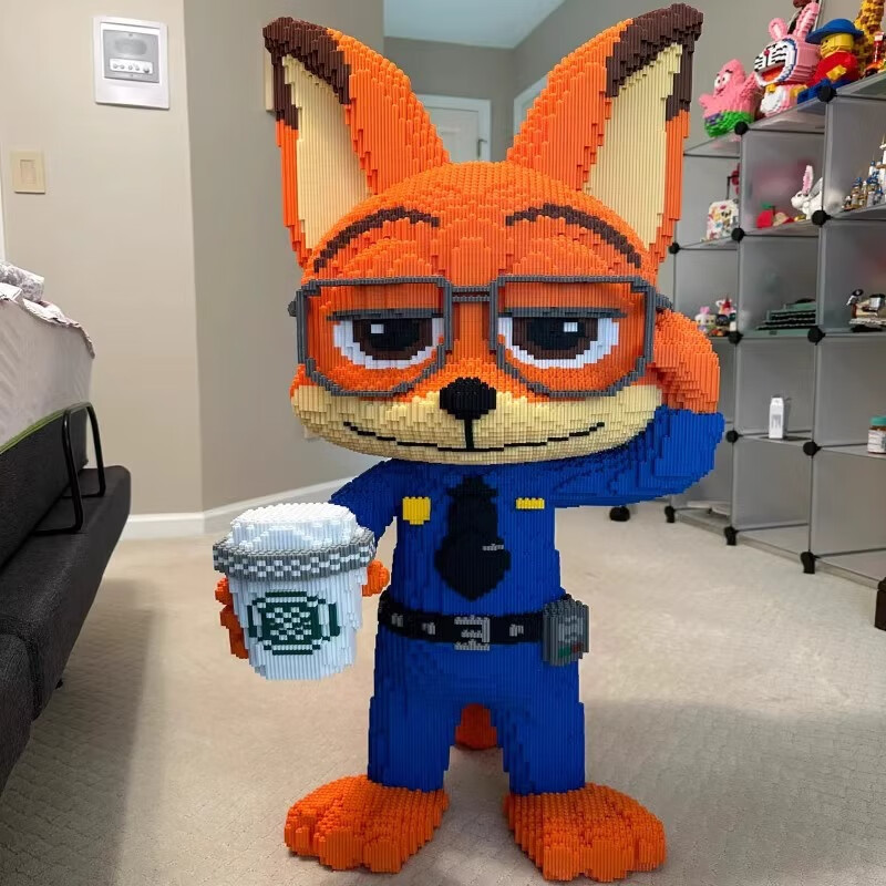 国潮巨大尼克警察狐狸儿童拼搭玩具积木摆件朱迪兔男女孩礼物 福利款