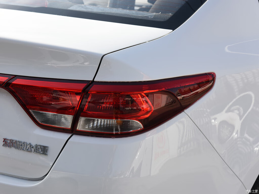 馨悠洁适配17新款起亚k2后尾灯总成左右倒车灯刹车灯k2尾灯壳罩后杠