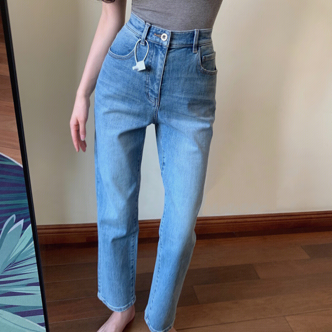 hiwish广州新塘牛仔裤女新款宽松直筒浅色高腰潮流秋季九1分裤小个子