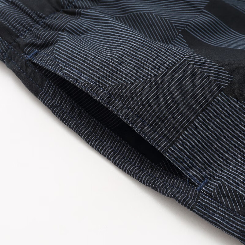 三枪夏季棉质机织布宽松中腰大码男士休闲短裤家居短裤大裤衩沙滩裤 迷幻几何 4XL /190