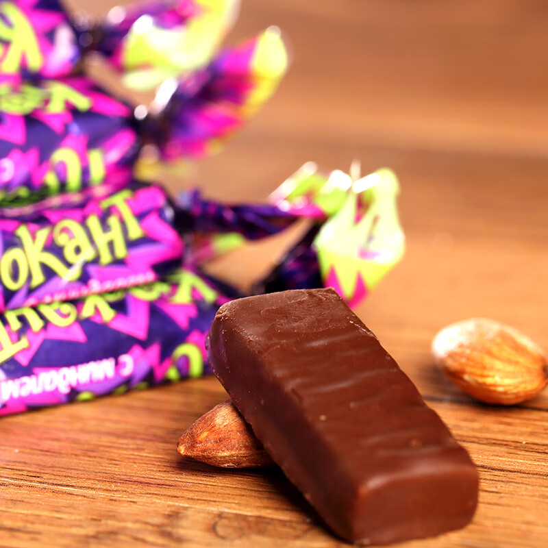KDV俄罗斯原装进口紫皮糖巧克力味夹心糖休闲零食年货节糖果喜糖500g