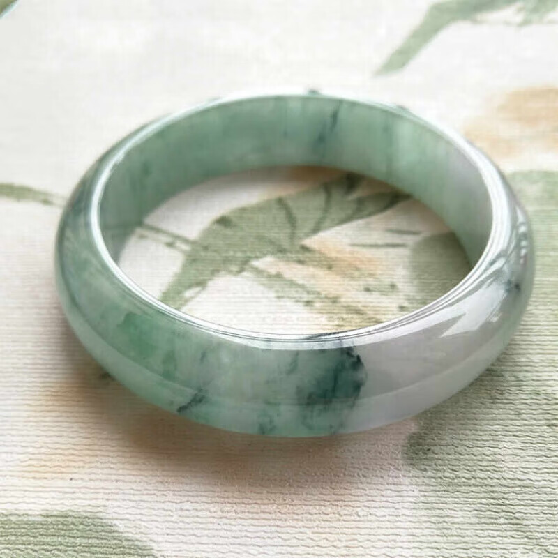 诗栀o白底青翡翠手镯翡翠手镯女士白底青色飘花冰糯种油青正圈玉镯缅