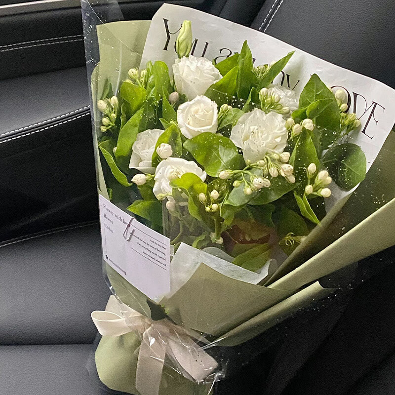 花仿真花束成品520礼物送女友男友闺蜜朋友生日礼物 扇形白茉莉-6朵