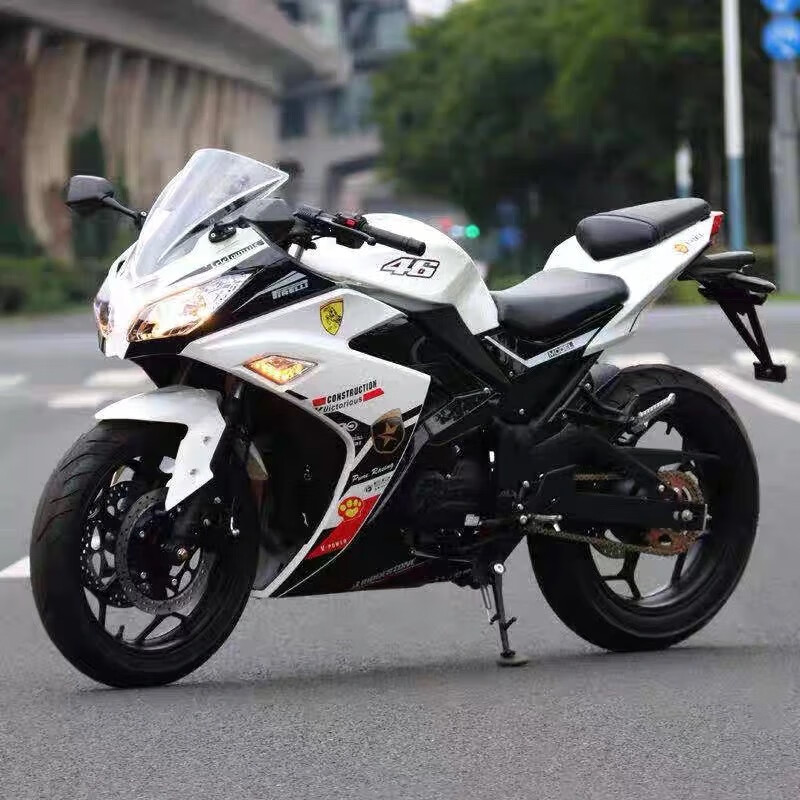 c摩托车跑车重型机车地平线趴赛整车可上牌 白色 国四电喷宗申200cc