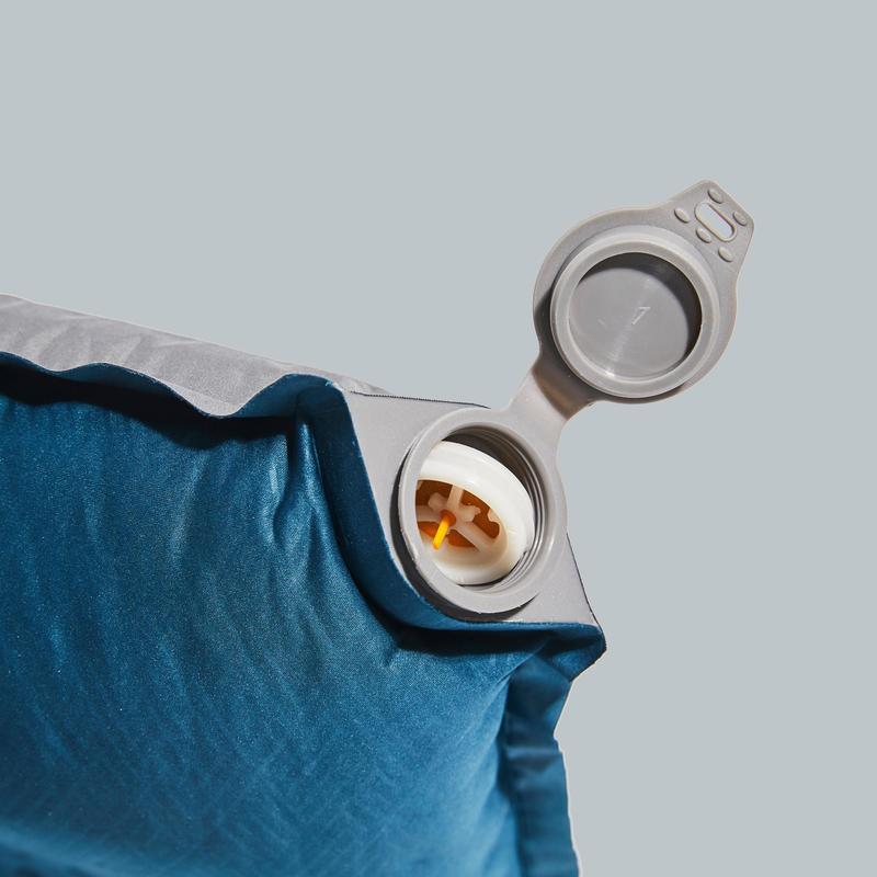 �Ͽ�ٯ�����˶����ʱ�Я��ͷQUECHUA������-2761380