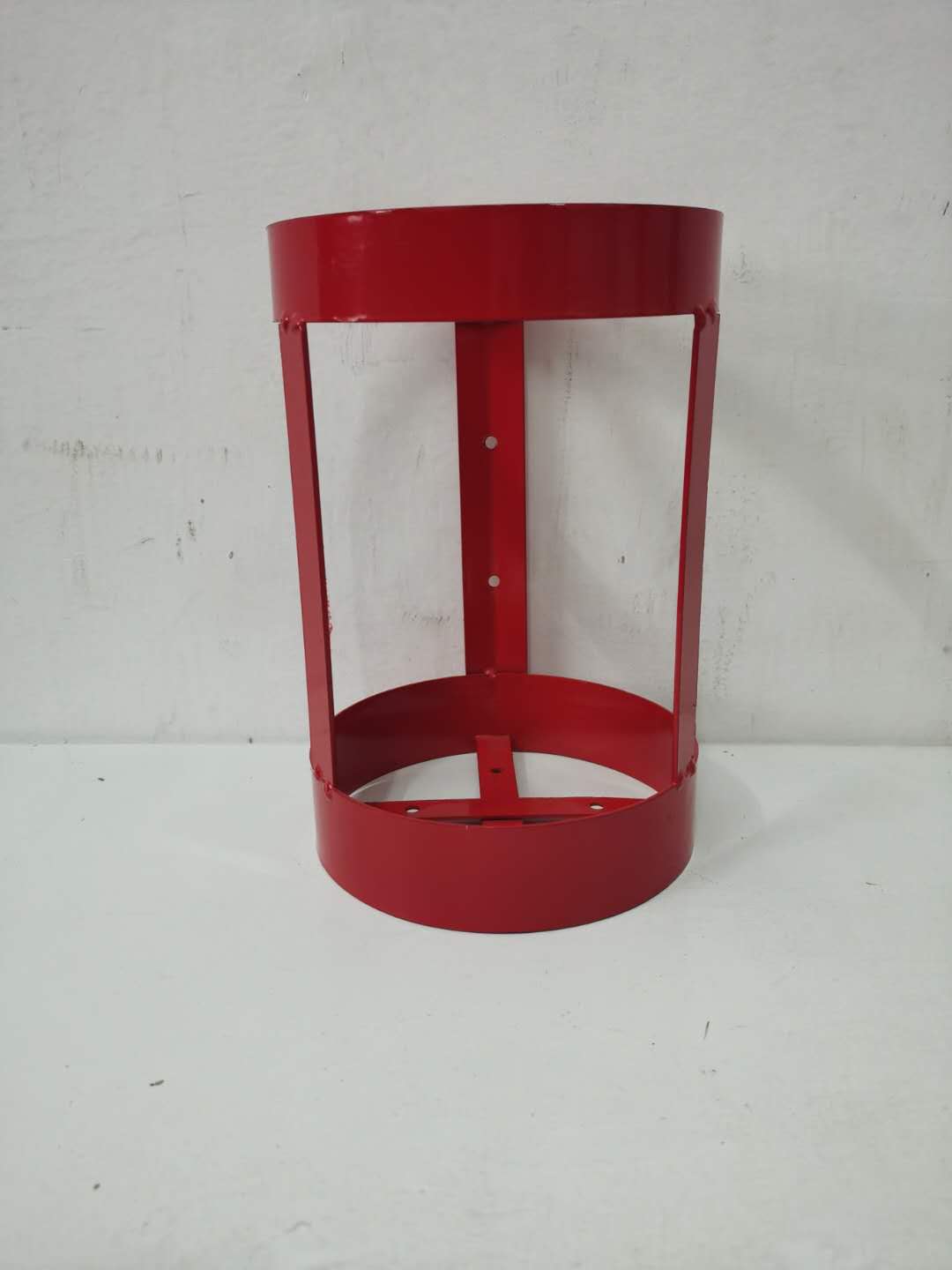 惠利得灭火器固定支架公交车货车圆桶筒车用2kg3kg4kg5kg8kg底坐挂架