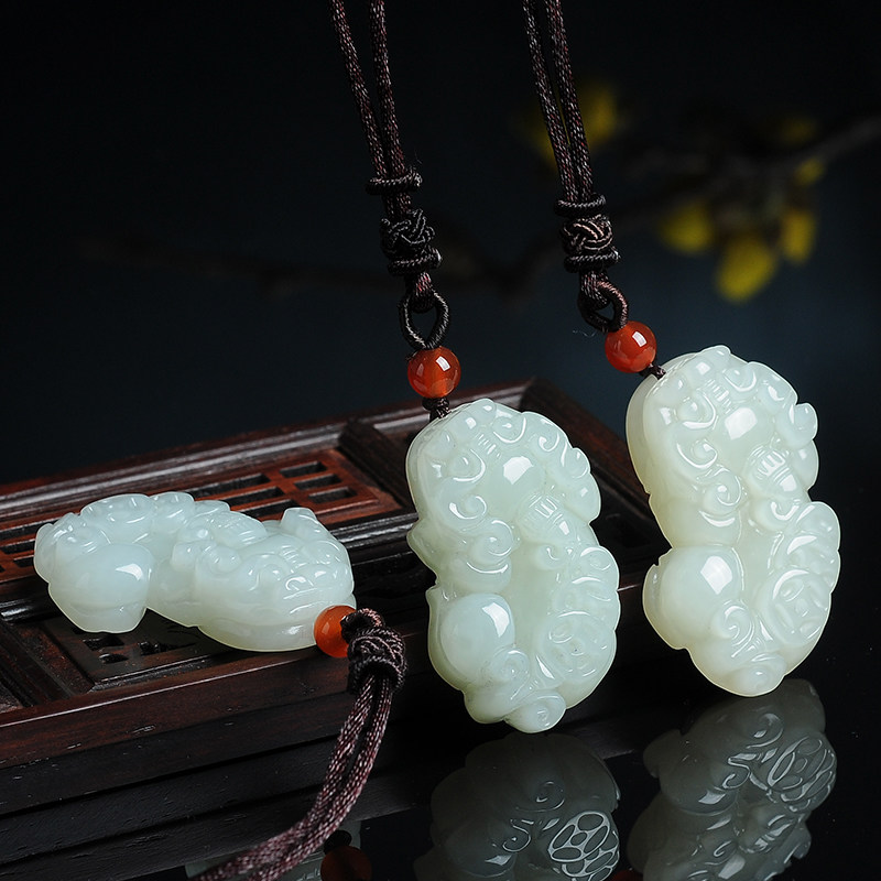 藝鉑緣真玉貔貅吊墜男女款情侶玉墜招財平安玉佩玉器羊脂級白玉石掛件 招財進(jìn)寶貔貅