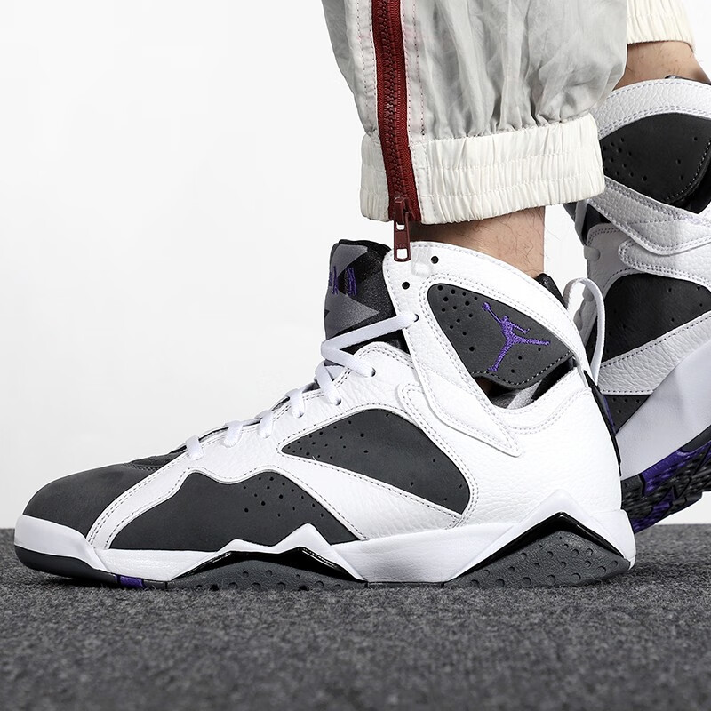 耐克(nike)男女新款air jordan 7 aj7乔7运动训练舒适耐磨篮球鞋 cu