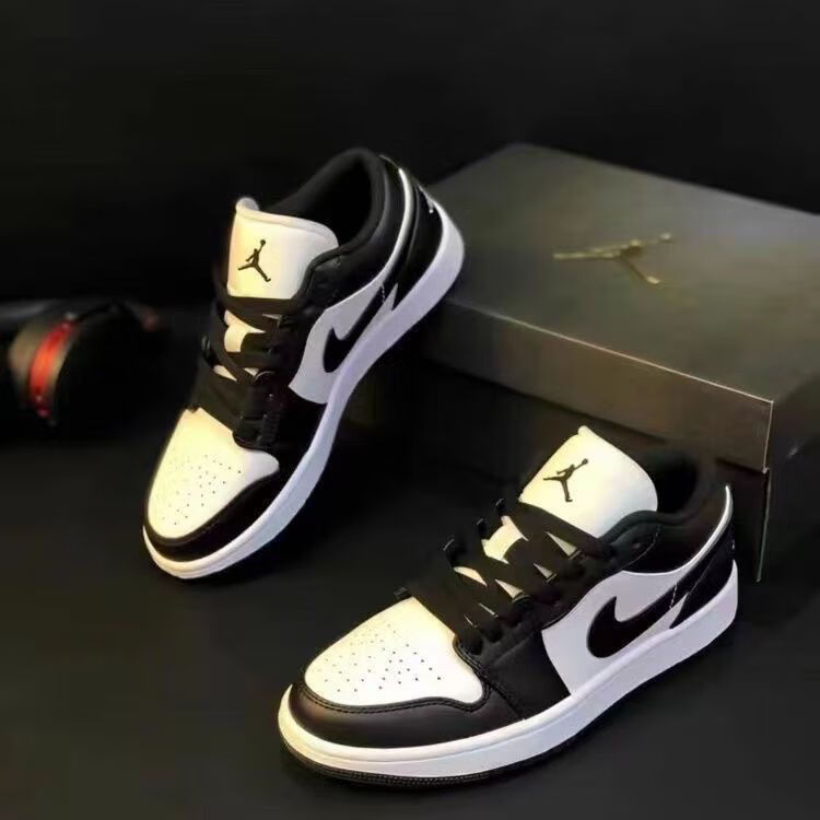 脚趾百搭潮流复古ins情侣款低帮男女休闲运动板鞋 aj低帮黑白熊猫 36