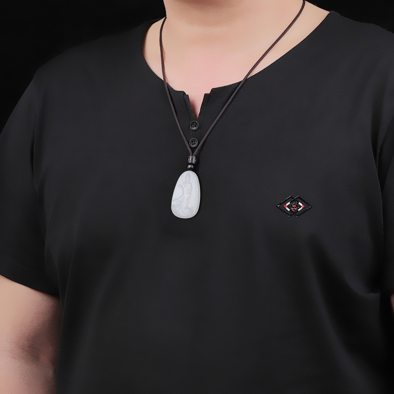 羊脂玉吊坠什么品牌？盘点这9款，品质优选，佩戴更显高雅-图片5