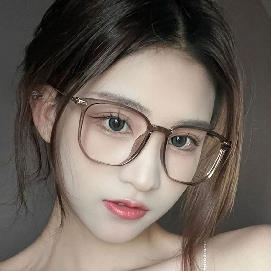 翰鸥斐防蓝光眼镜 大框 脸大时尚显瘦超轻大框防蓝光眼镜女素颜显脸小