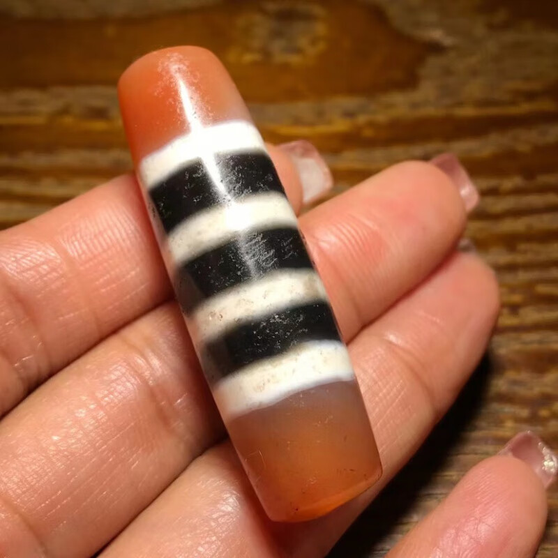 韩莹(koreing) 藏传风格包浆满风化西亚玛瑙三色线珠天珠项链吊坠 送