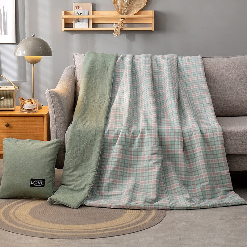 恒源祥抱枕被子两用全棉可水洗简约风午休抱枕毯子家用汽车通用午睡神器 绿粉 48*48cm展开145*195cm