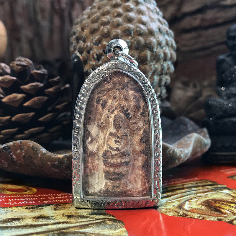 聪蝶泰国佛牌  菩提佛 崇迪佛牌七龙佛行走佛 红色