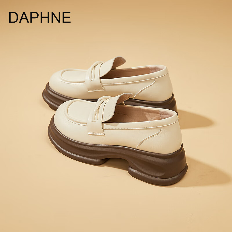 达芙妮真皮乐福鞋女2026春季新款复古厚底单鞋英伦风松糕时尚增高小皮鞋 米白 38
