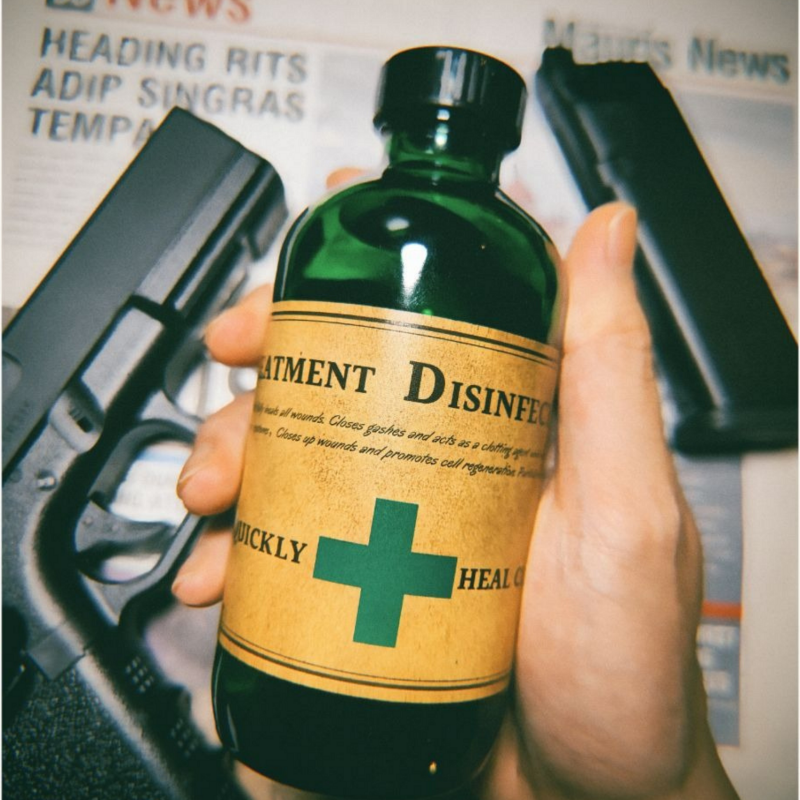 云漫卿[53]生化危机8村庄周边洗手液血包道具cos洗手战神生化危机7