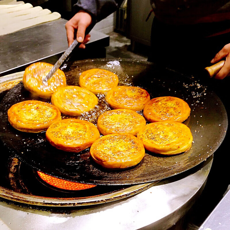 虎钢馋四川锅盔军屯锅盔邛崃特产锅魁外香里酥牛肉500g