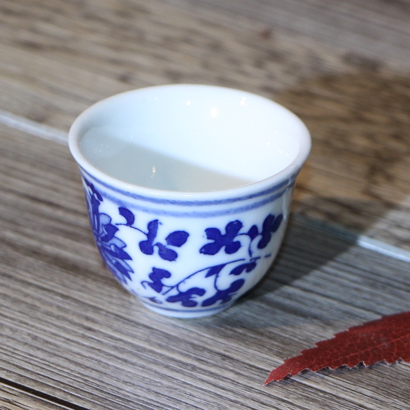 景德镇小青花酒杯青花瓷小号白酒杯老式怀旧小酒杯家用陶瓷酒杯 25