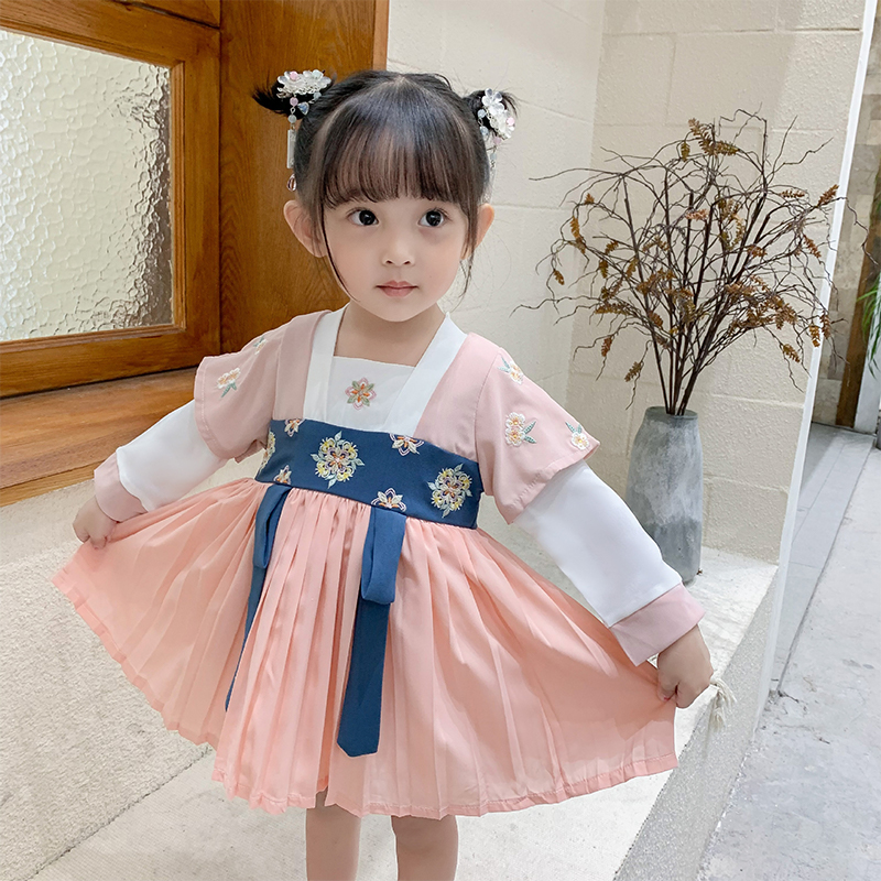 欧育儿童汉服女童春秋宝宝古装连衣裙生日礼物女孩裙子B1525 110码属于什么档次？