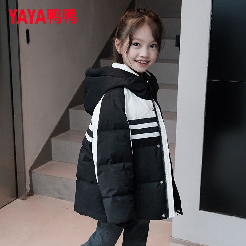 鸭鸭(YAYA)秋冬季新款女款儿童羽绒服女童加厚短款拼接运动户外保暖鸭绒外套 白色 均码 120