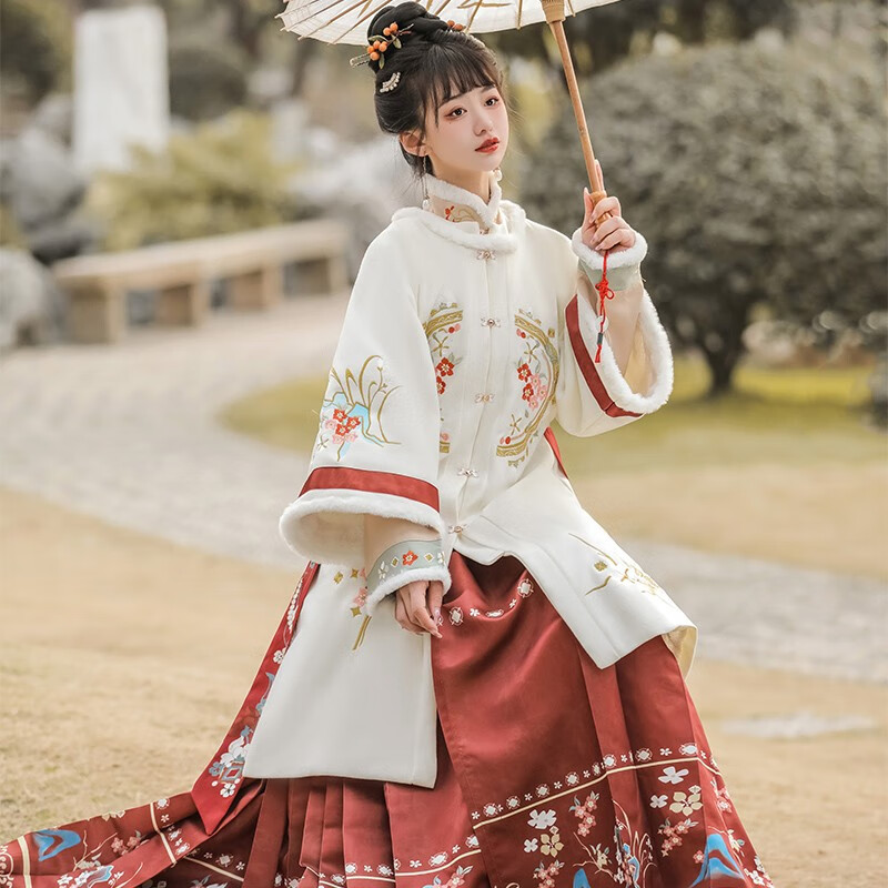 汉服历史价格查询|汉服价格走势图